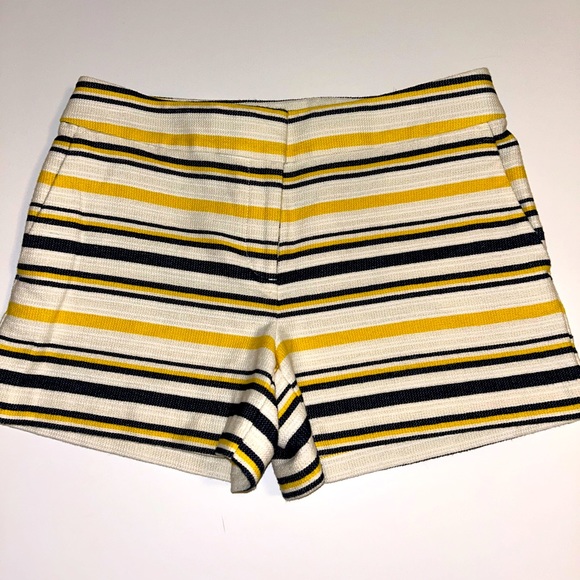 LOFT Riviera Short black, yellow, cream‎ striped shorts sz 6 - Picture 1 of 9